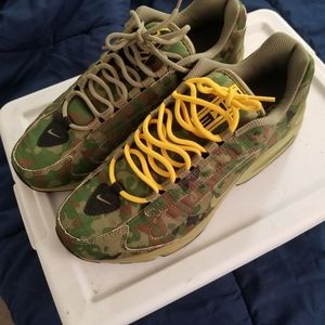 Nike air max camo